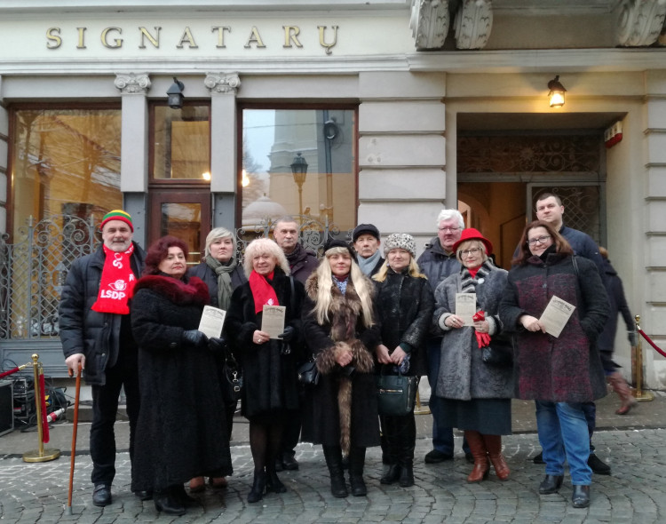 Vilniaus socialdemokratai išreiškė pagarbą Vasario 16-osios akto signatarams